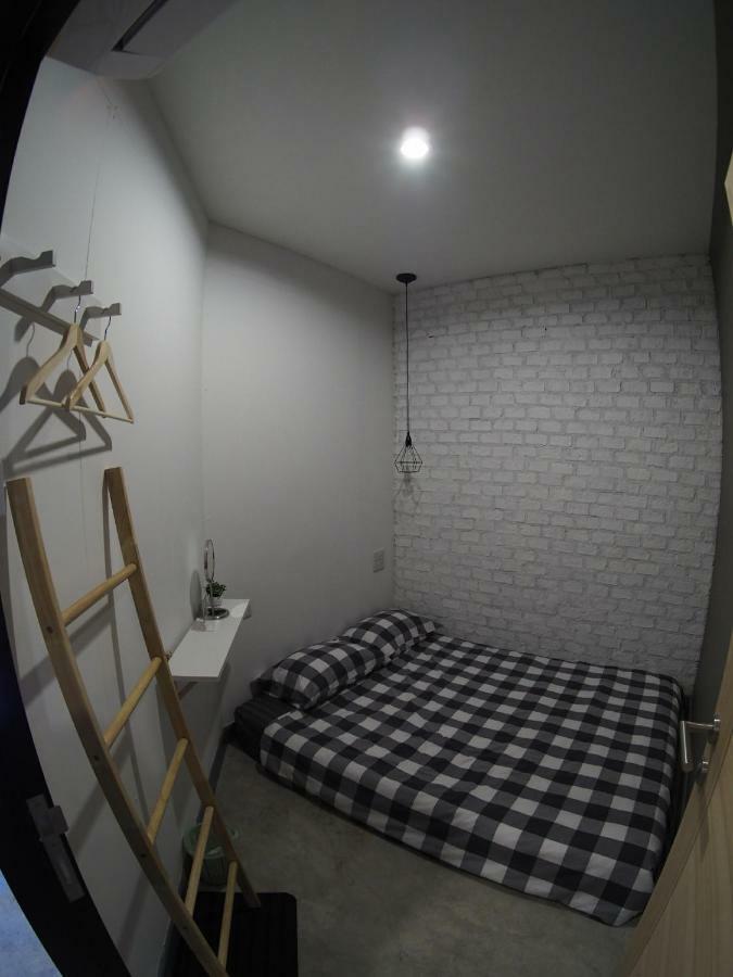 Fun Dee Hostel Ayutthaya Εξωτερικό φωτογραφία