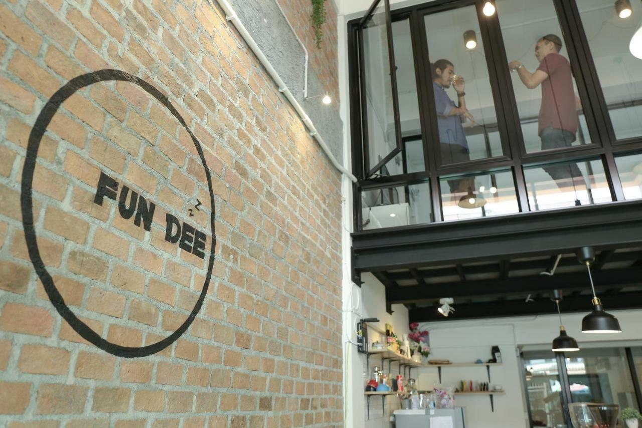 Fun Dee Hostel Ayutthaya Εξωτερικό φωτογραφία