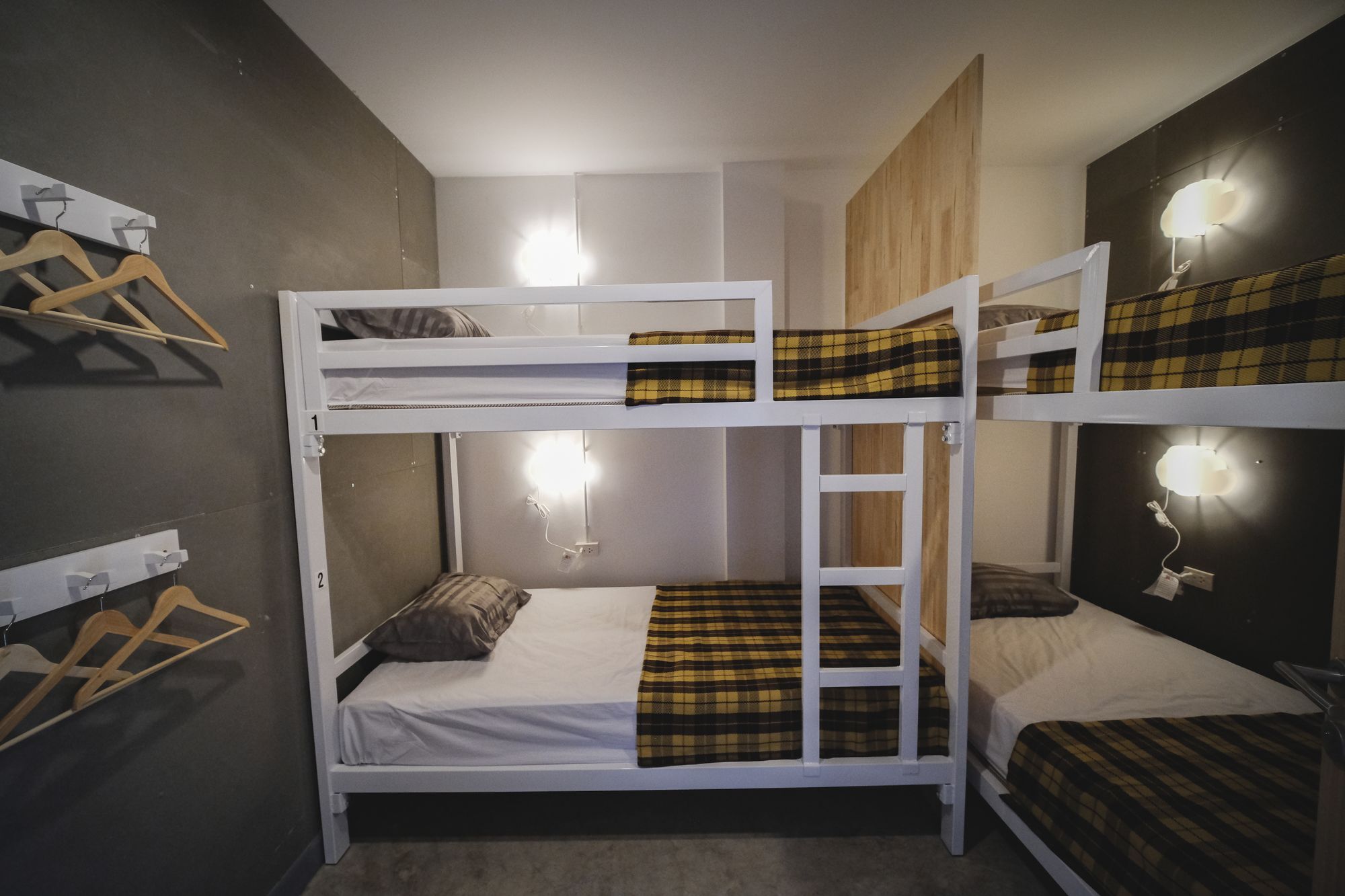Fun Dee Hostel Ayutthaya Εξωτερικό φωτογραφία